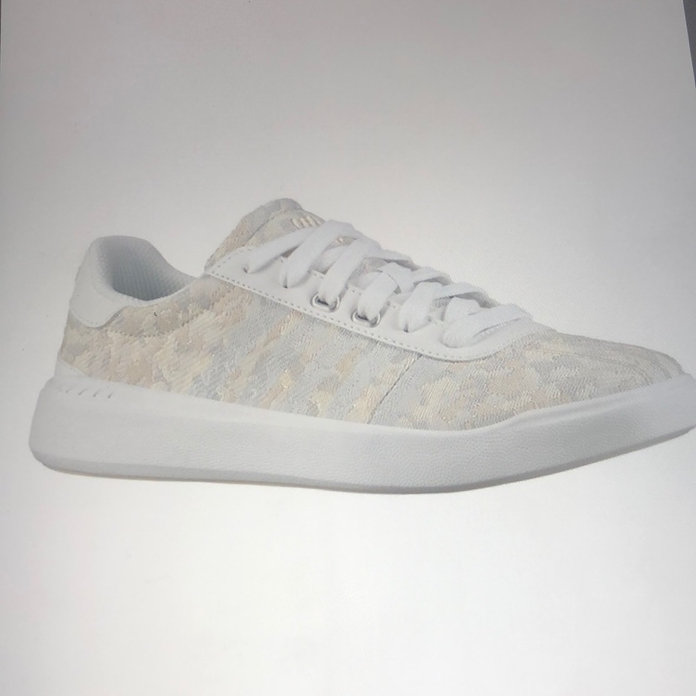Antique White Camo Heritage Light T Sneaker